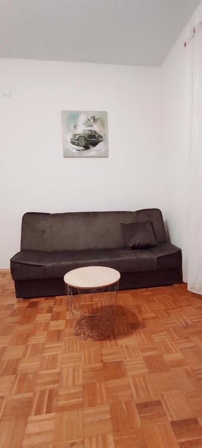 Andric Apartment *